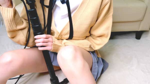 【高画質カメラ】太ももで誘惑✨制服ミニスカギャルがたっぷり耳舐め悪戯♡【ASMRバイ.jpg