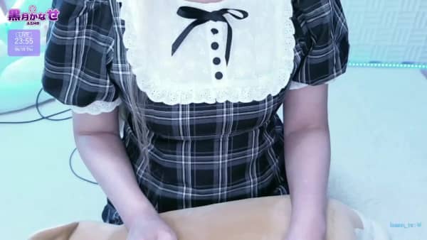 [黒月かなせ]【声優さんの実写耳舐め】舌見せラスト♡ガラス越しのレロレロ♡唾液と舌.jpg